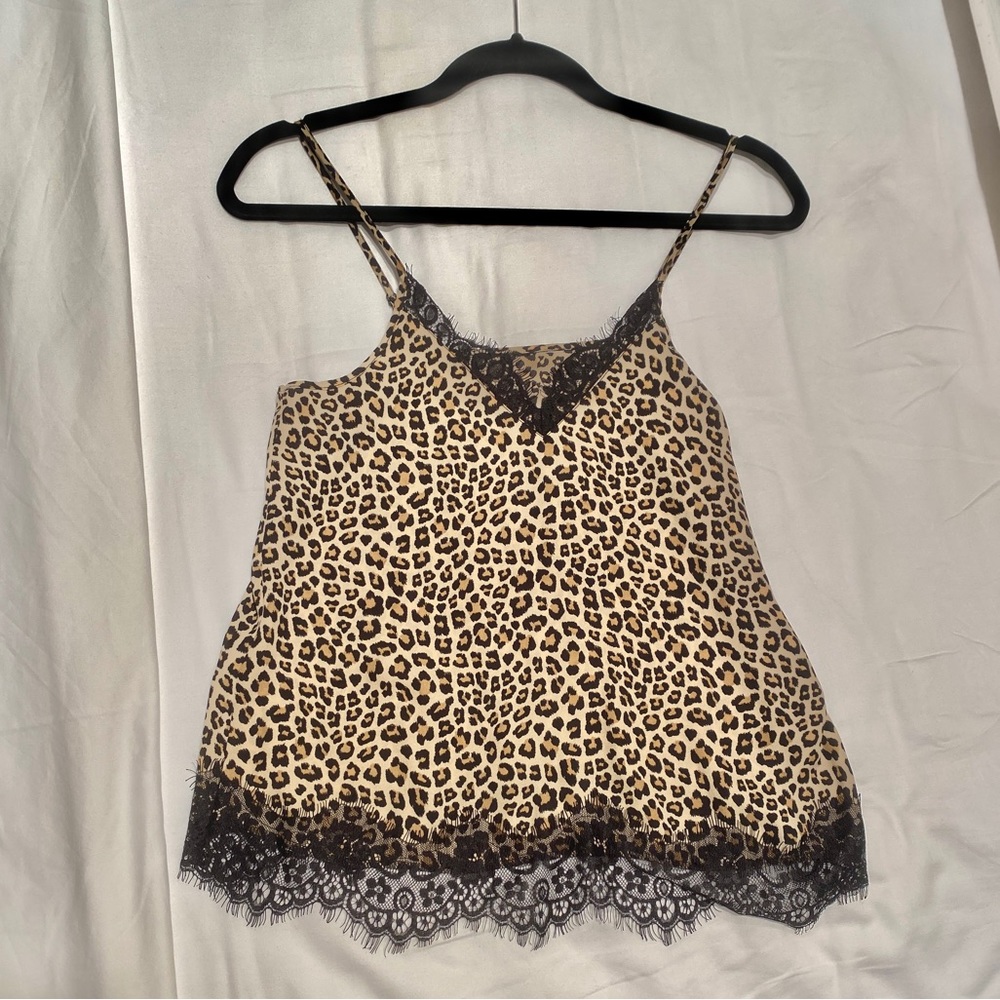 Leopard Camisole With lace trim
Size S (BEST OFFER)